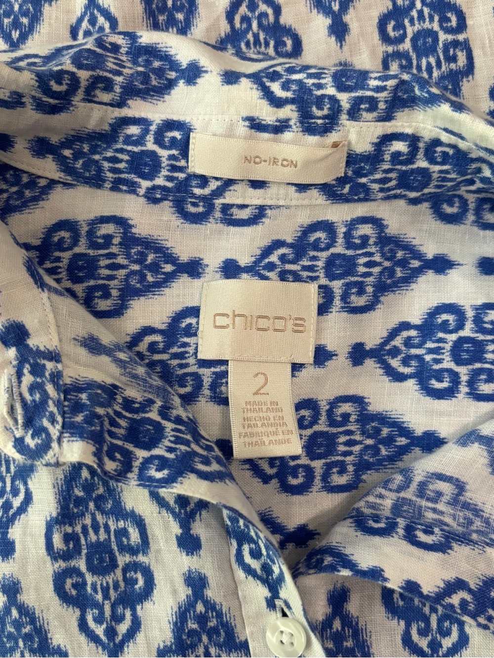 Chico’s 100% Linen No Iron Blue White Ikat Button Front Shirt Tunic Size 2 Large - Picture 5 of 8